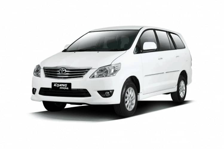 innova-car-rental-srinagar